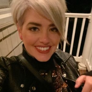 Meet your Posher, Lisa